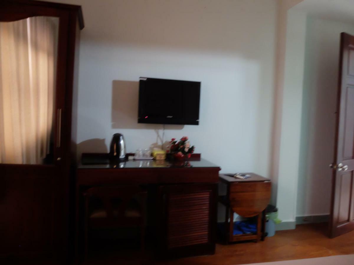 Ngoc Linh Hotel Ho Chi Minh City Exterior photo