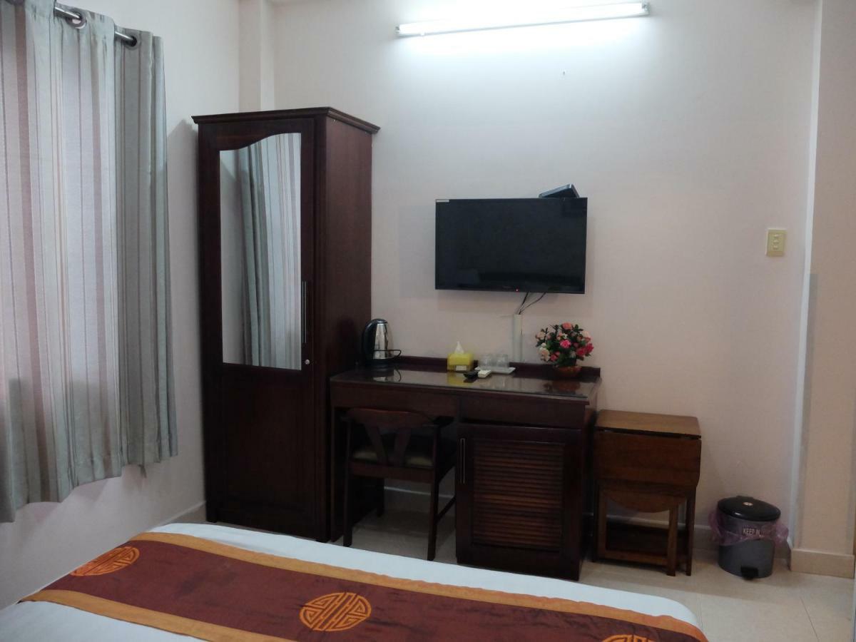 Ngoc Linh Hotel Ho Chi Minh City Exterior photo